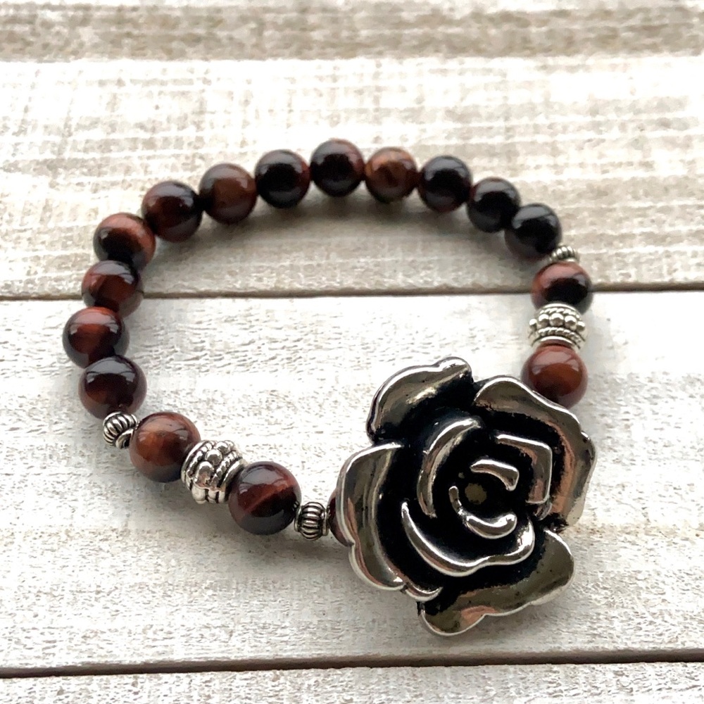 Red tiger eye gemstones beads  & silver rose flower charm boho bracelet - Picture 11 of 11